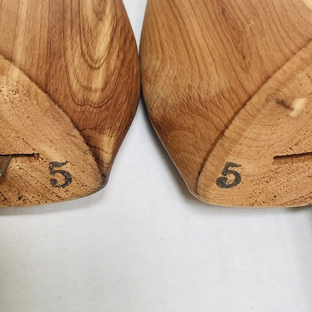"Travel Tree" Men's Cedar Wood Shoe Trees, Size 5, Rochester Shoe Keepers, Exc. - Picture 3 of 7